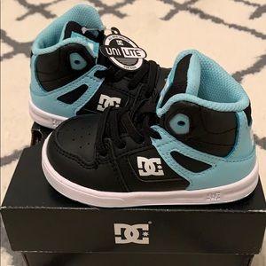 🔹🌟DC Rebound UL - Kid Shoe - SIZE 6US🌟🔹